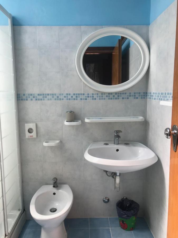 Hotel Villa Lorena Rimini Bagian luar foto