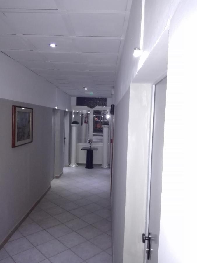 Hotel Villa Lorena Rimini Bagian luar foto